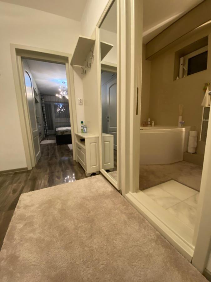 Appartement Eden Luxury à Brăila Extérieur photo
