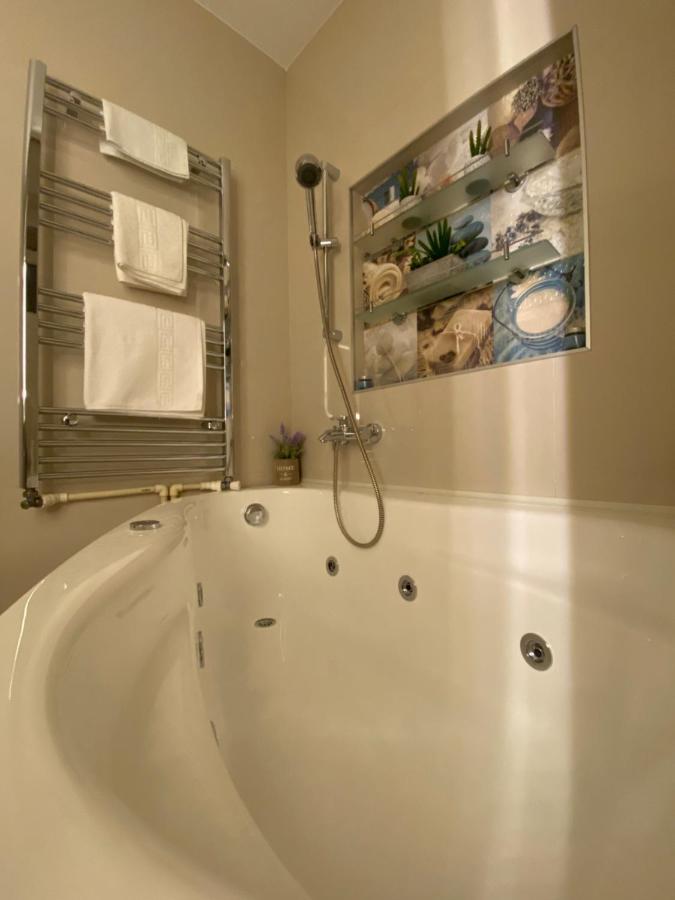 Appartement Eden Luxury à Brăila Extérieur photo
